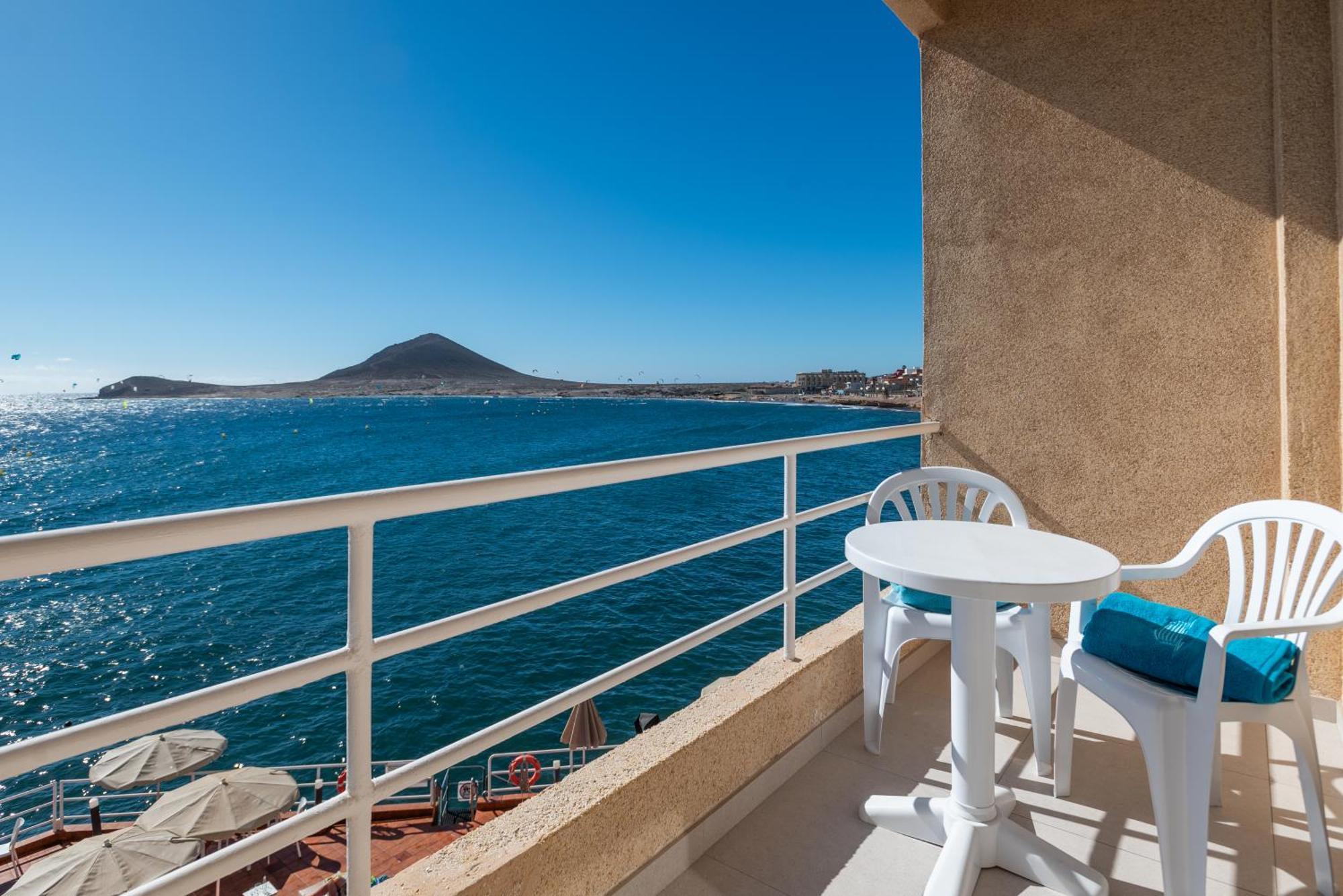 Hotel Medano Exterior photo